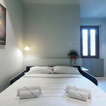 Primopiano - Rosmini Lejlighed Milano